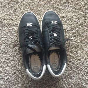 michael kors leather sneaker